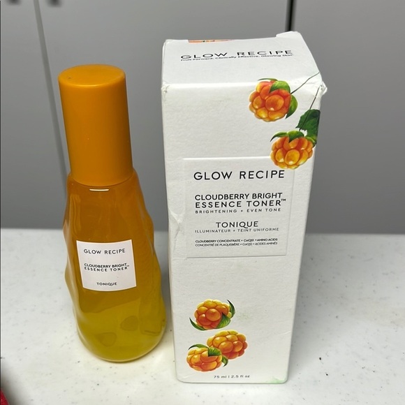 Glow Recipe Cloudberry Bright Essence Toner - Orange - Picture 5 of 11